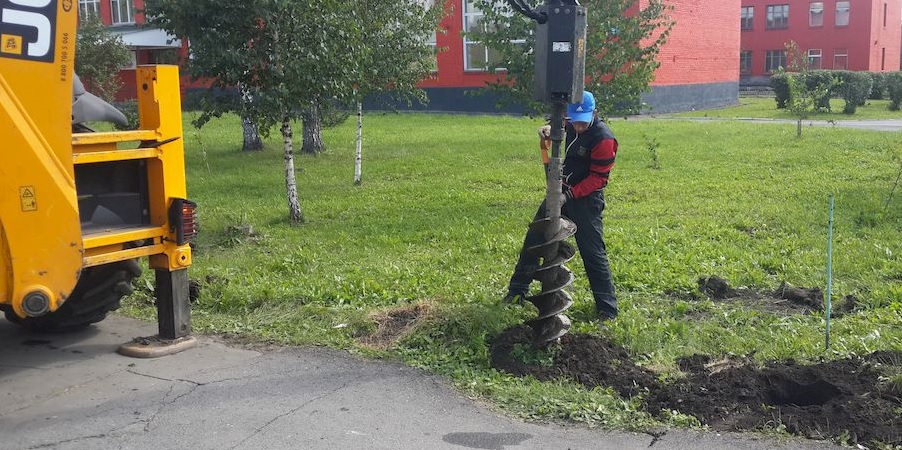 Услуги по бурению грунта под столбы и фундамент в Тульской области